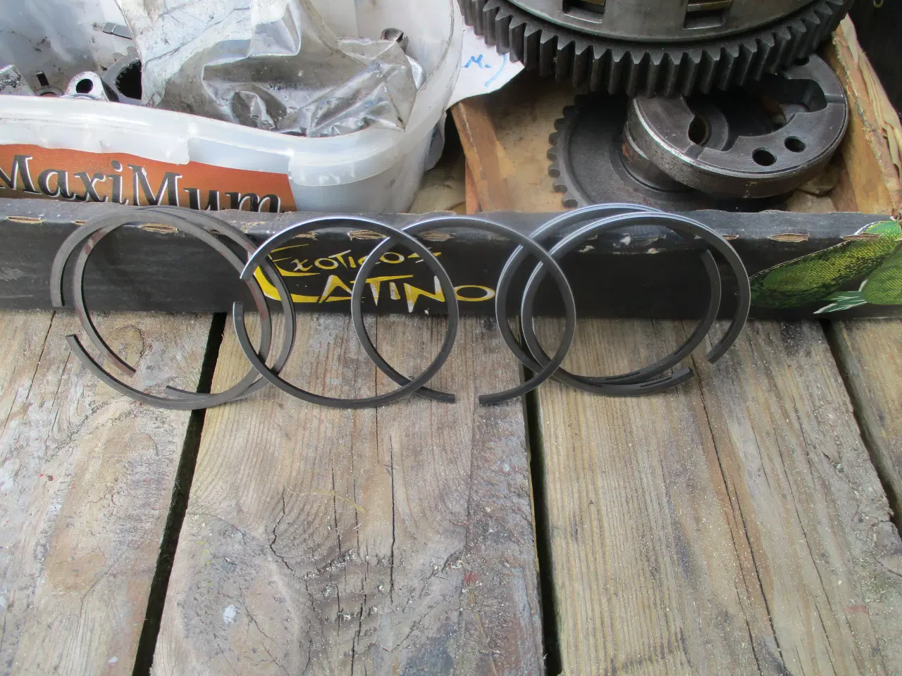Billede 2 - Honda CB 250 G Mange reservedele