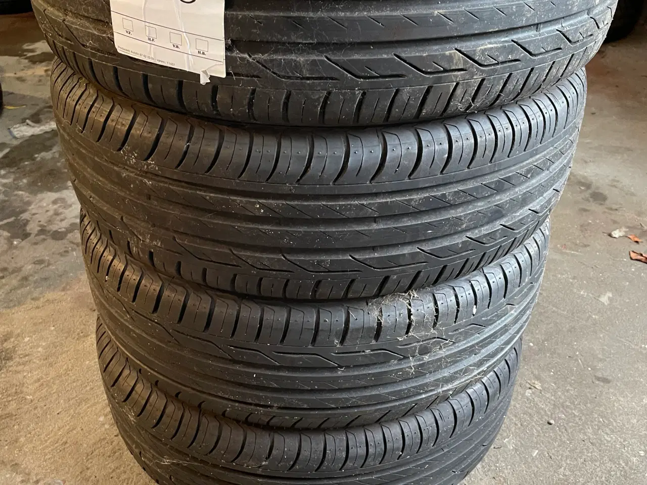 Billede 2 - 185/65r15 88H birgestone Ref.S28 sommerdæk