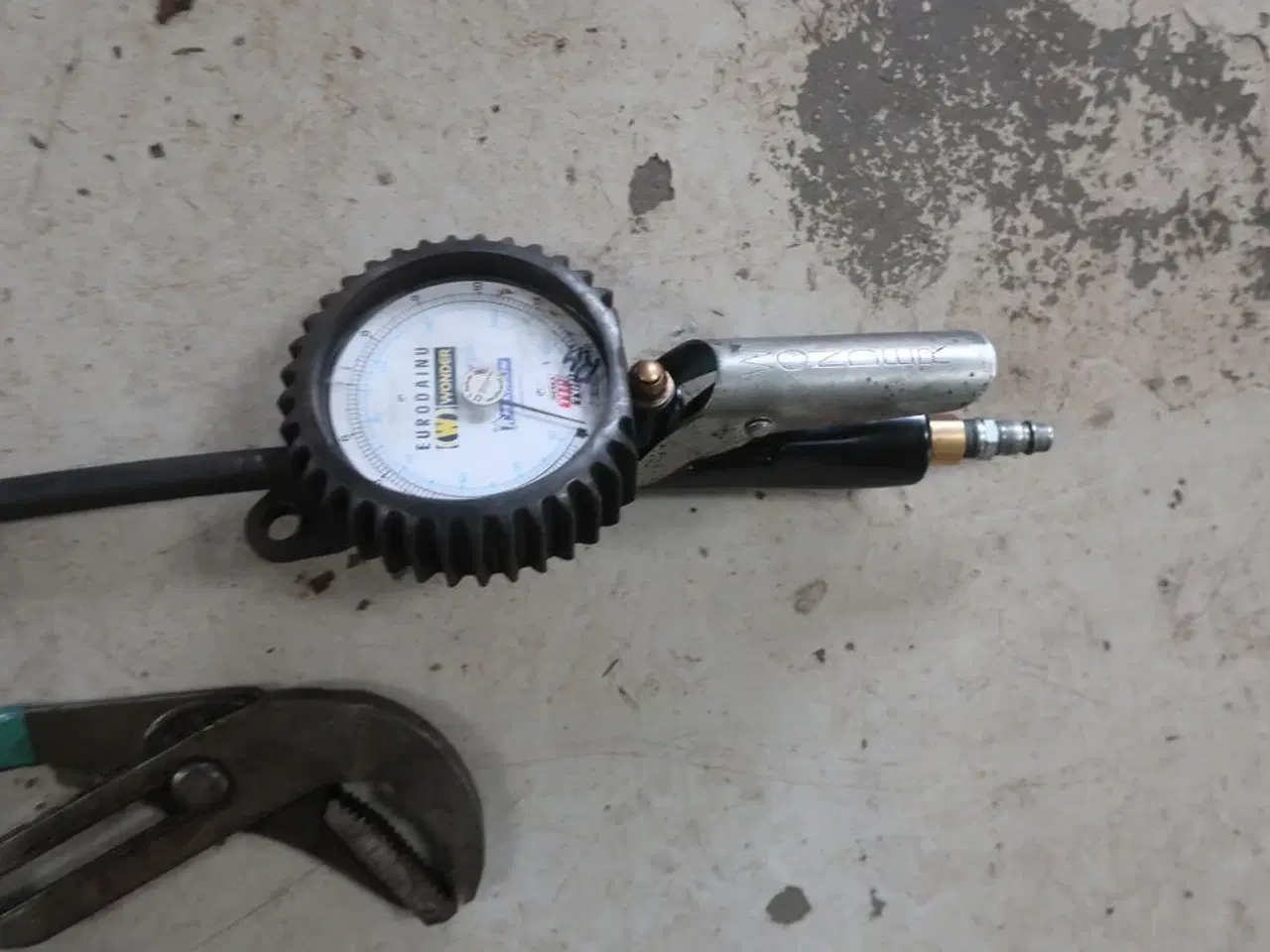 Billede 4 - Slagnøgle, vandpumpetang m.v.