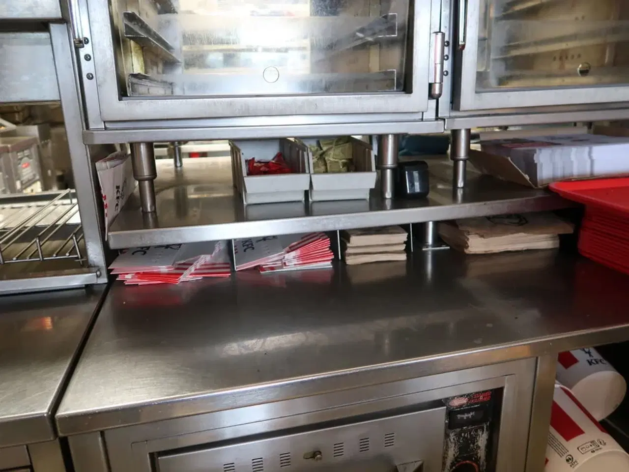 Billede 7 - Rustfri stålbord med indhold og varmeskuffe HATCO Drawer Warmer