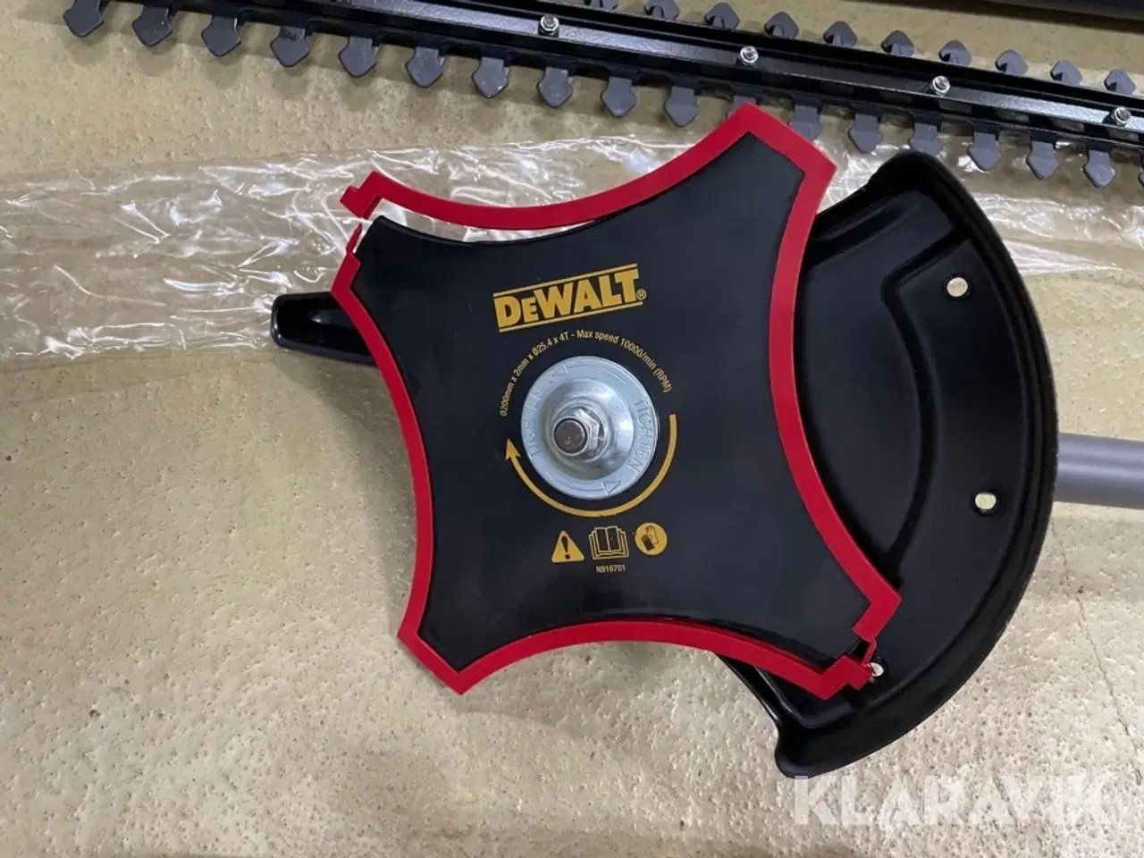 Billede 5 - Buskrydder DeWalt 54V Brushless med tilbehør