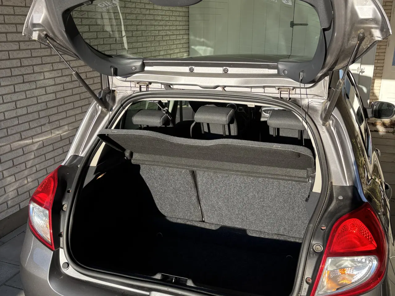 Billede 4 - Lille driftsikker Clio 3