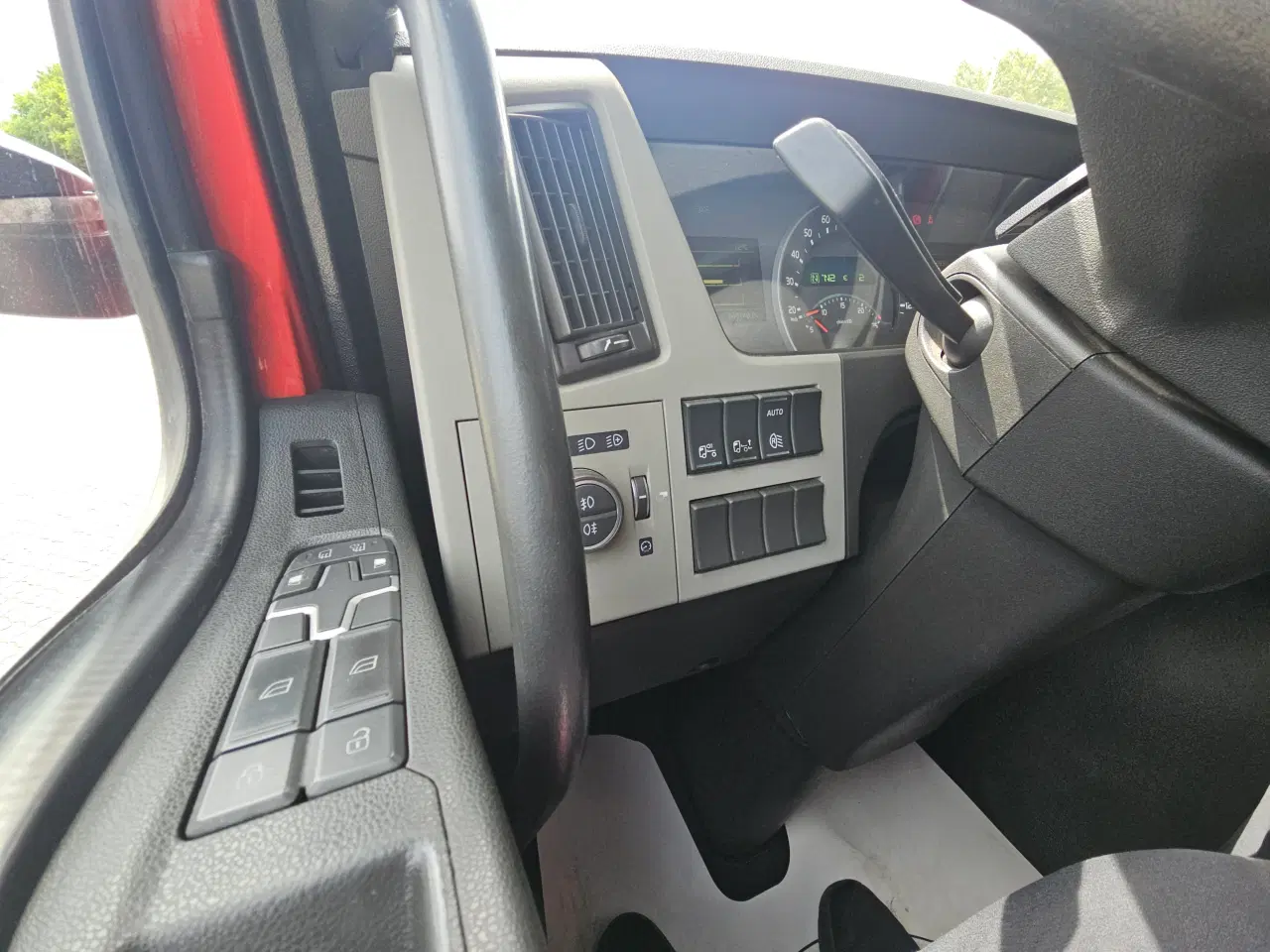 Billede 24 - Volvo FM340, Lukket kasse