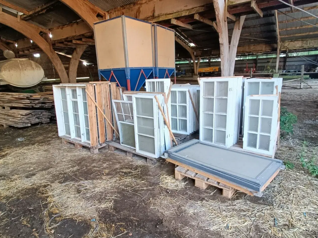 Billede 1 - - - - Diverse brugte vinduer