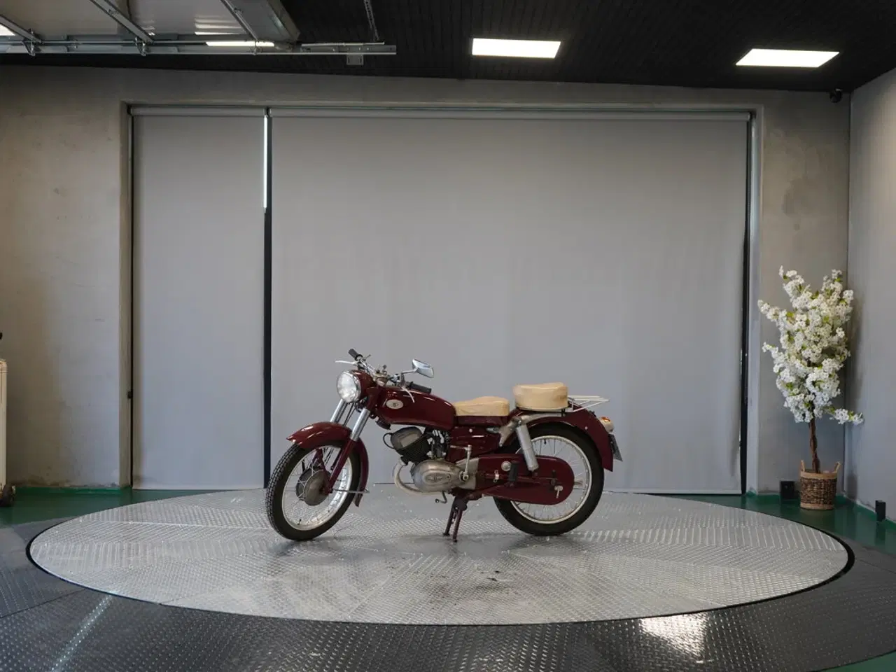 Billede 2 - ZÜNDAPP MOTORCYKEL – på auktion 14. maj