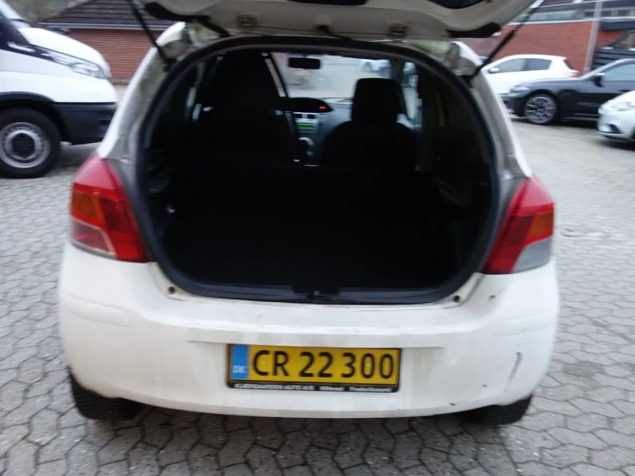 Billede 14 - Toyota Yaris 1,4 D-4D T2 Van