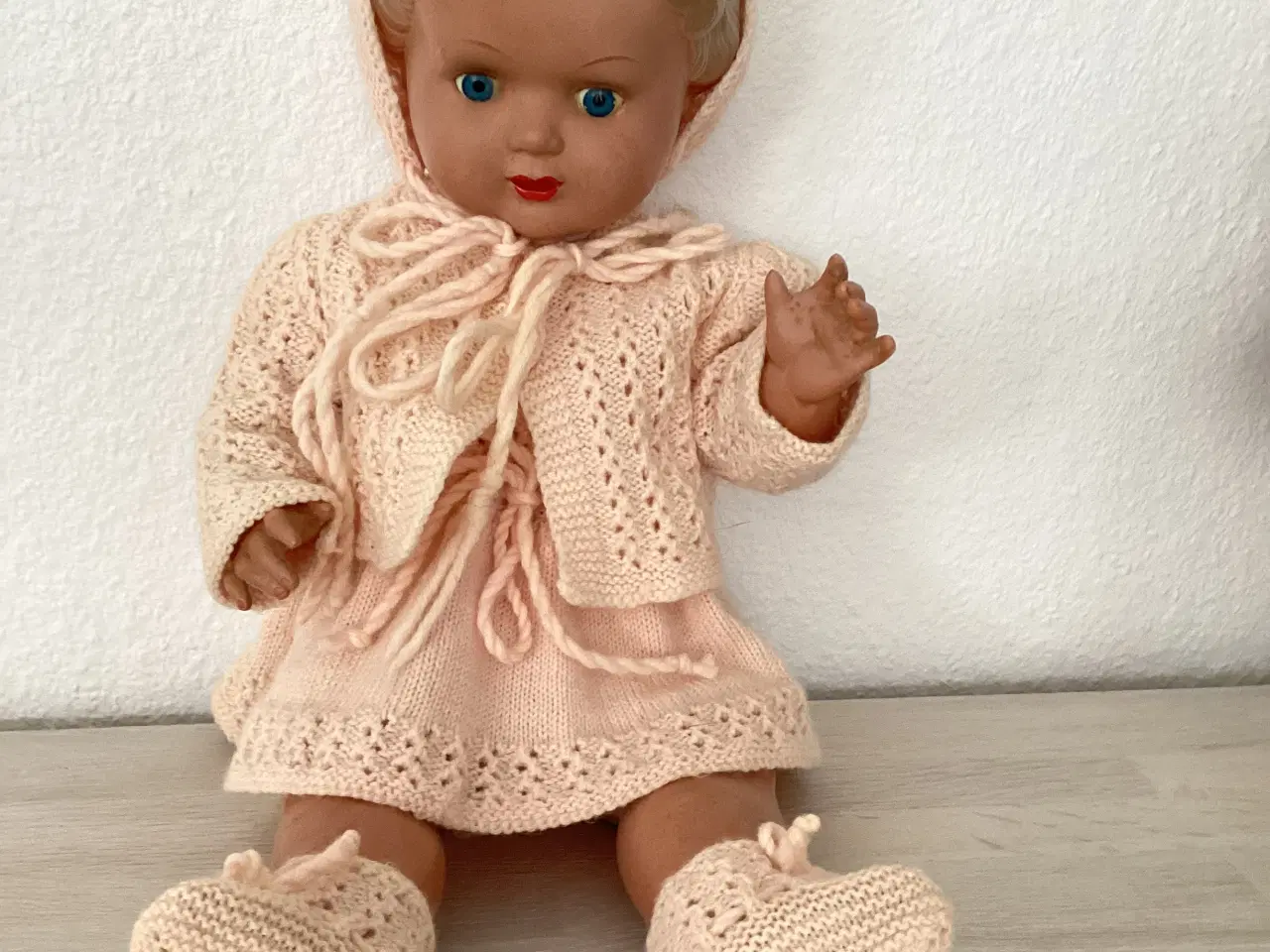 Billede 1 - Gammel vintage dukke