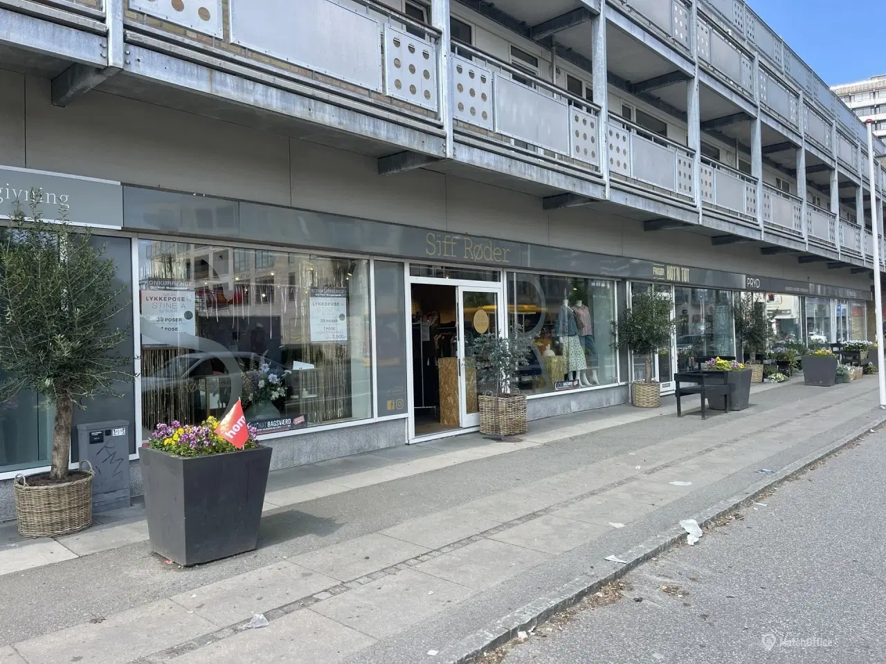 Billede 2 - CENTRALT OG GODT BELIGGENDE LEJEMÅL UDLEJES