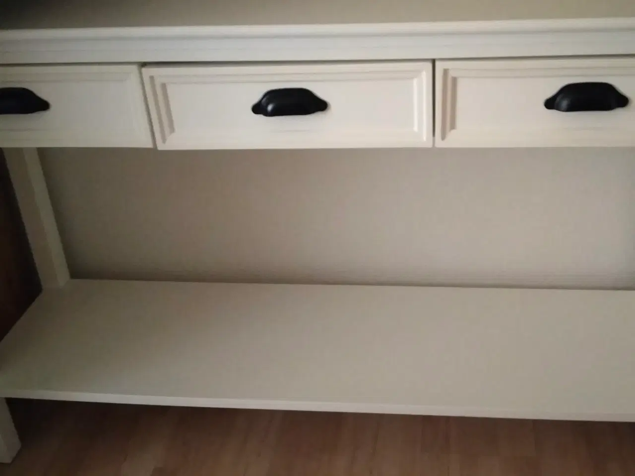 Billede 1 - Konsol bord m 3 skuffer 