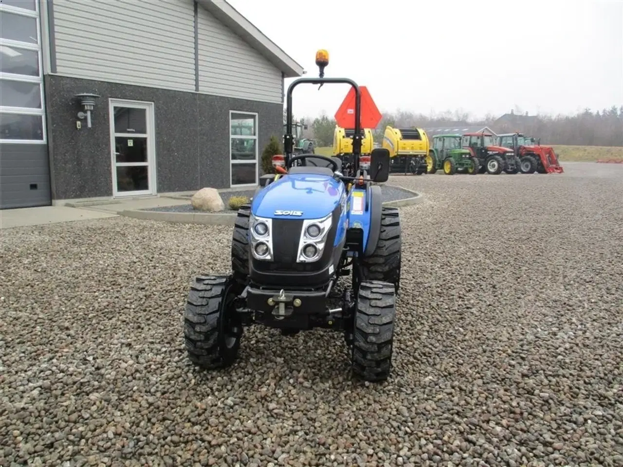 Billede 13 - Solis 26 6+2 Gearmaskine med servostyring og industrihjul