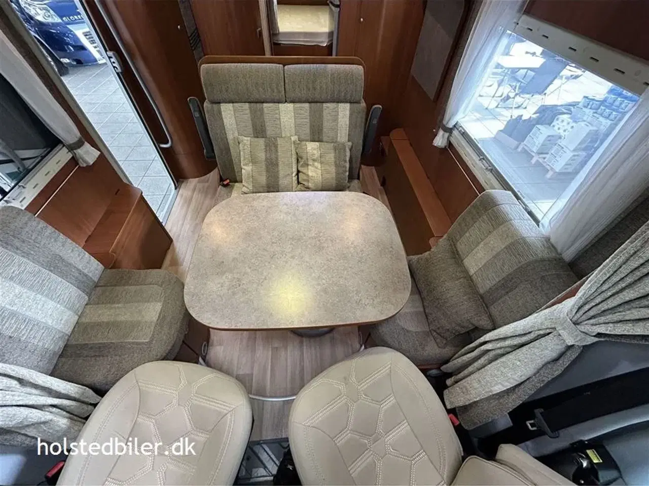 Billede 10 - 2012 - Chausson Sweet Garage   Specialindretning - skal ses.
