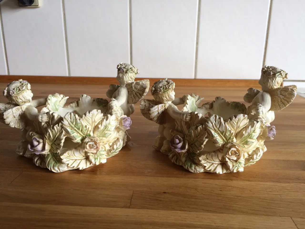 Billede 1 - 2 Lysestager med Engle