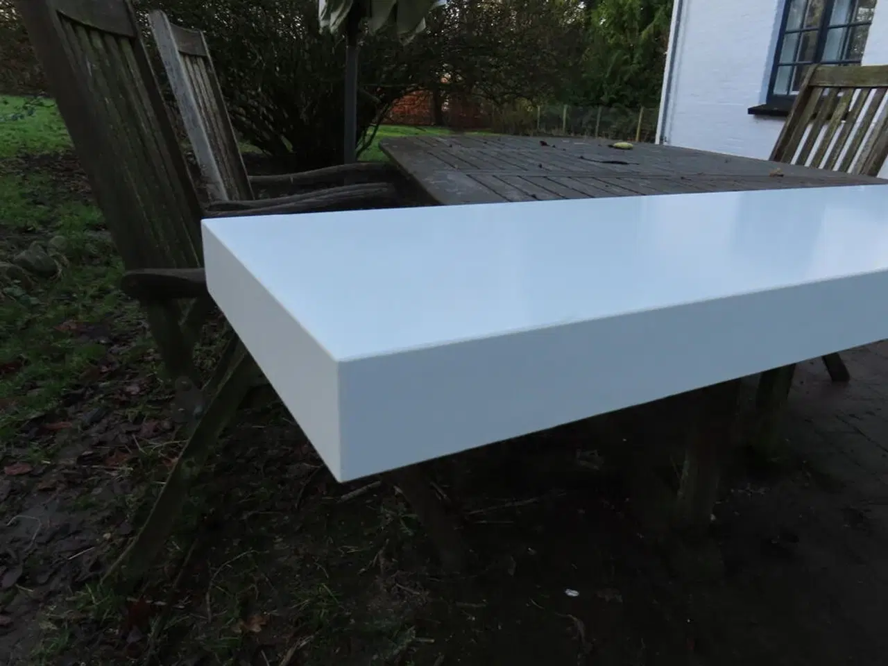 Billede 2 - Svævehylde, IKEA LACK