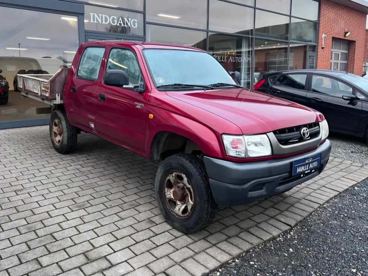 Billede 1 - Toyota HiLux 2,5 D-4D Mandskabsvogn m/lad 4x4