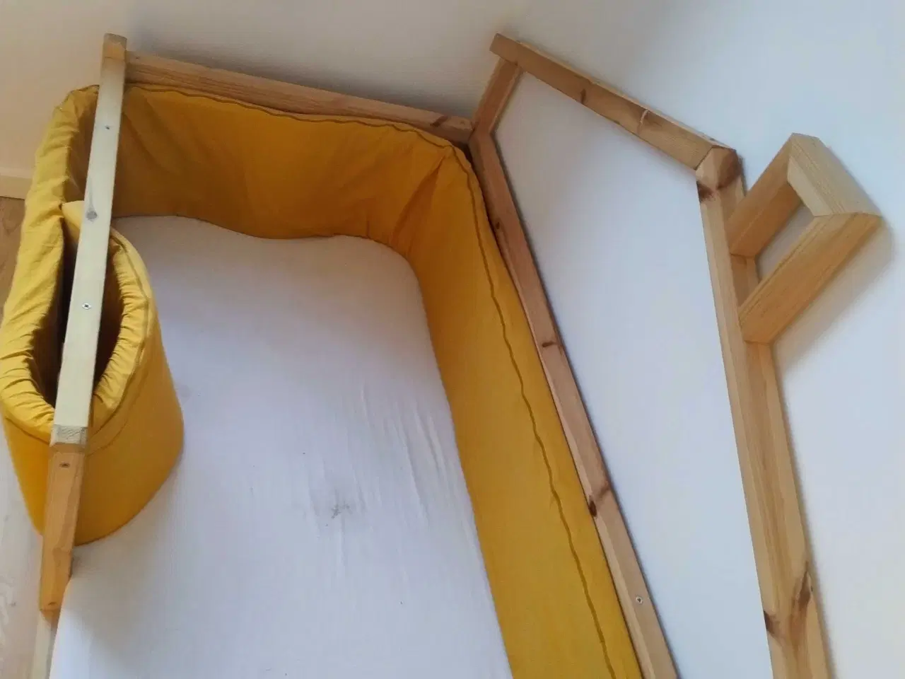 Billede 3 - Børne seng med madras