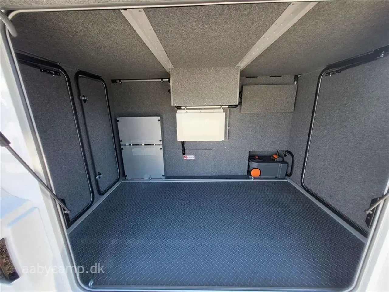 Billede 32 - 0 - Frankia I 740 GD F-Line   Topudstyret Titan 740, 4500 kg, luft bagaksel, 180 HK, Alde Centralvarme