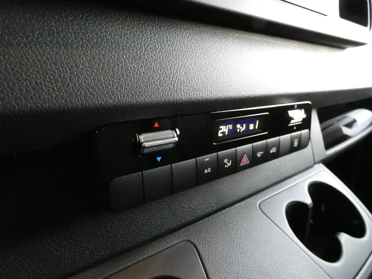 Billede 11 - Mercedes-Benz Sprinter 317 2,0 CDI A4 H2 RWD 9G-Tronic 170HK Van Aut.