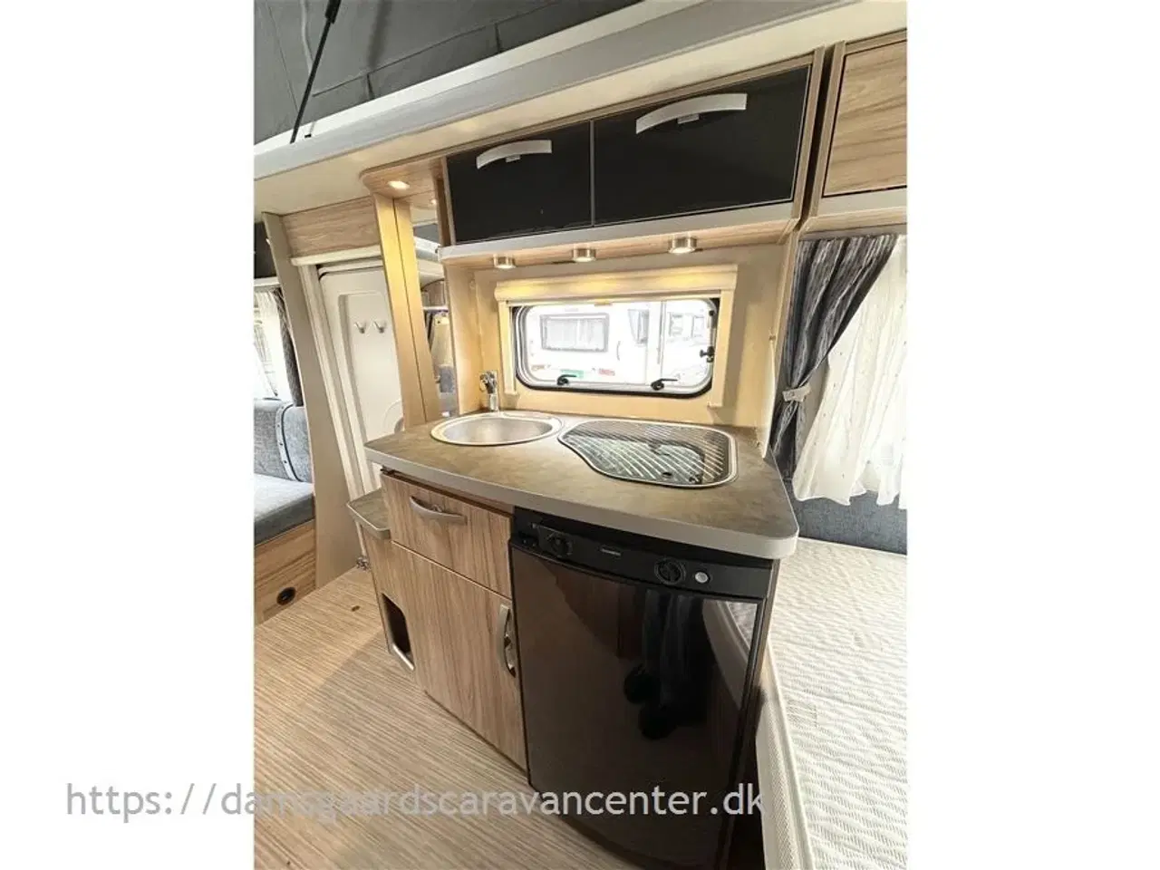Billede 12 - 2020 - Hymer Feeling 425   Dobbeltseng - Mover - Fortelt
