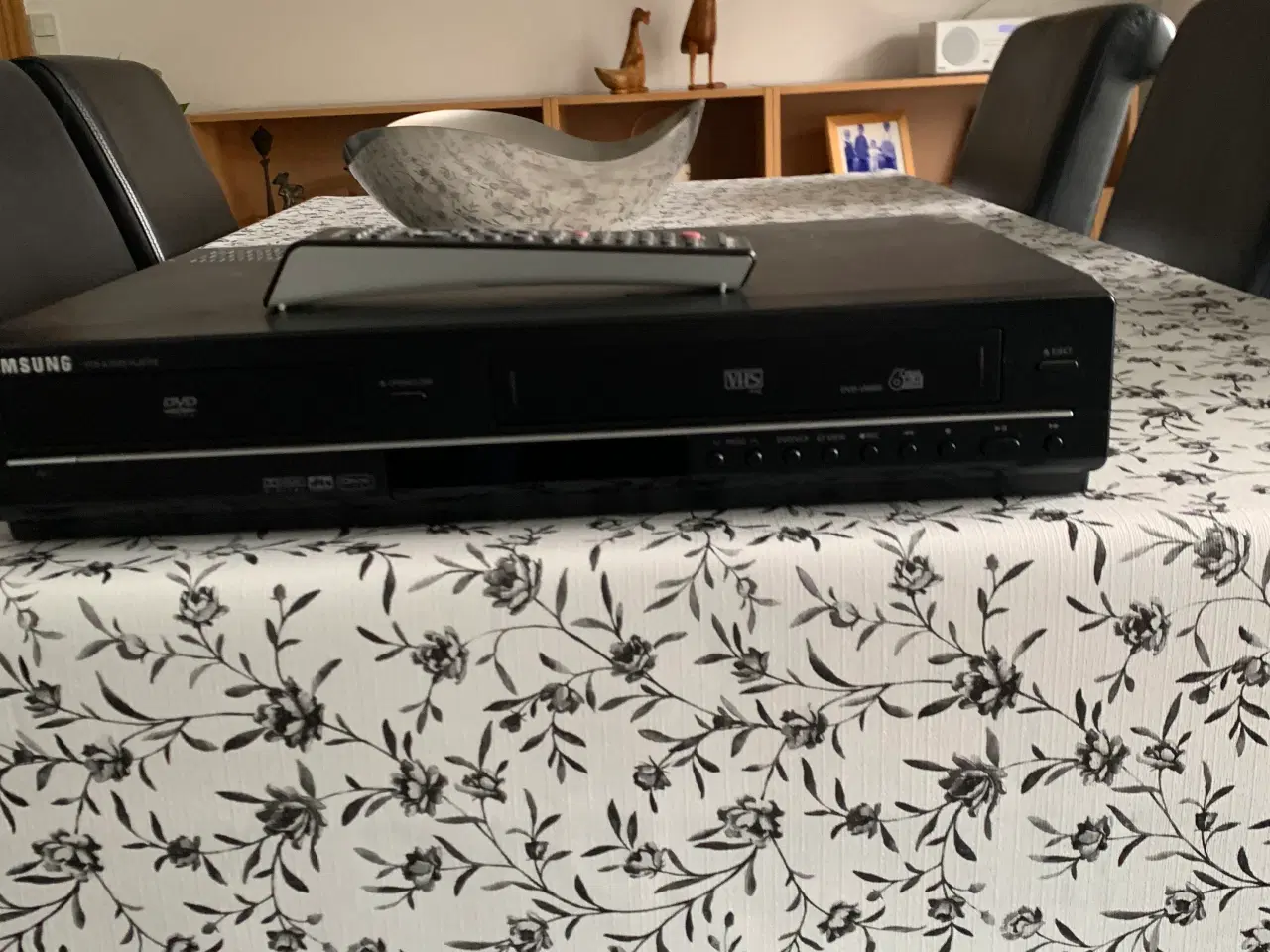 Billede 1 - Vhs  plus Dvd optager