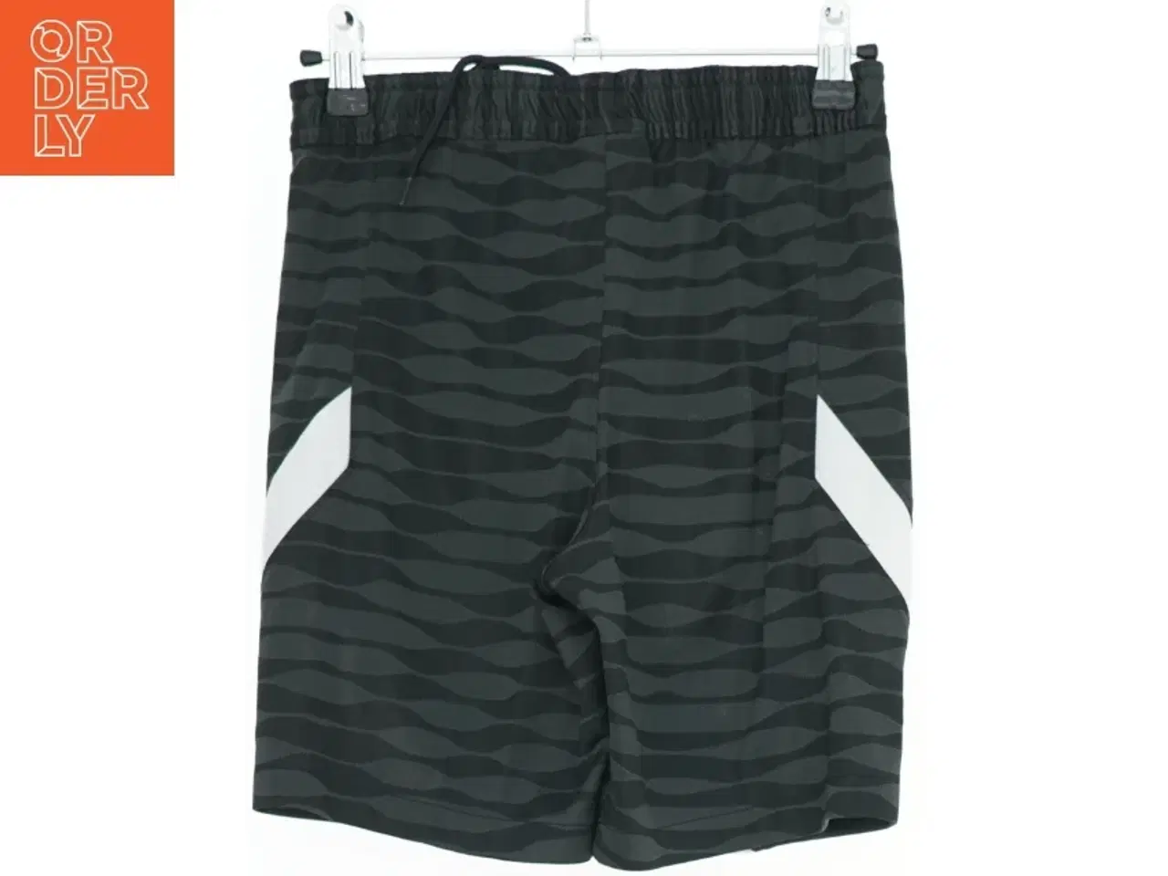 Billede 2 - Badeshorts med mønster fra Nike (str. M)