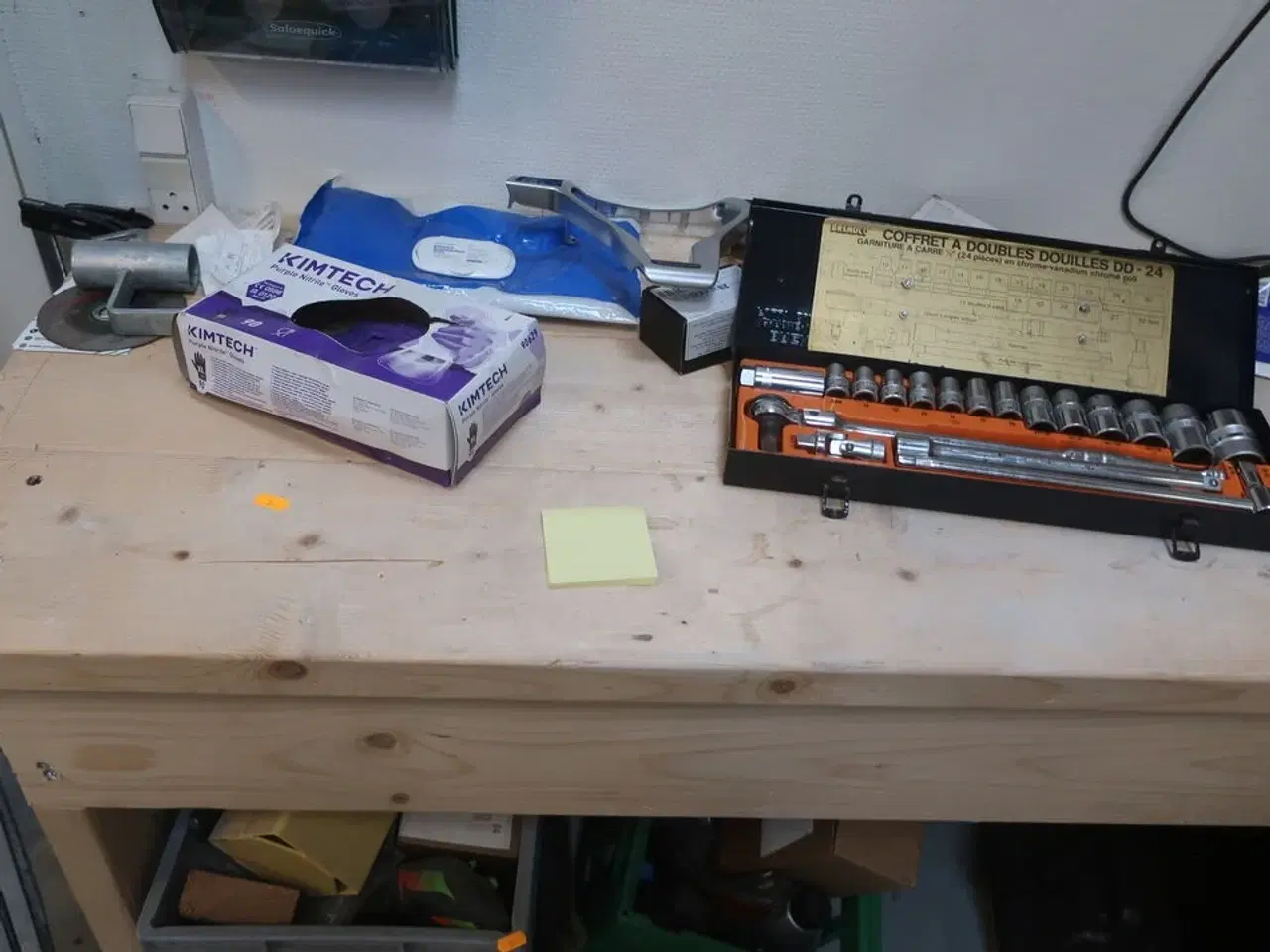 Billede 10 - Tøm hjørne for løse dele se billeder