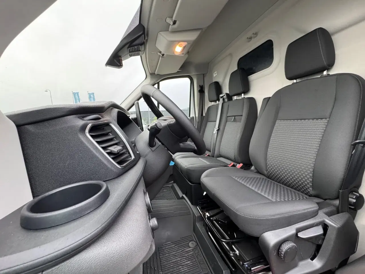 Billede 5 - Ford Transit 350 L3 Van 2,0 EcoBlue Trend aut. H2 RWD