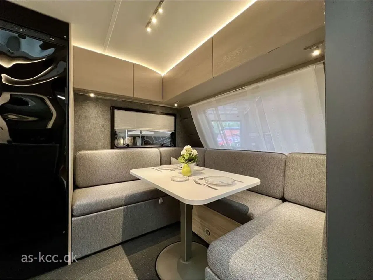 Billede 12 - 2026 - Adria Altea 502 UL Kampagne Adria Altea 502 UL årg. 2025 5 Sovepladser, 4 Siddepladser 60 Selection jubilæumsmodel med meget udstyr.