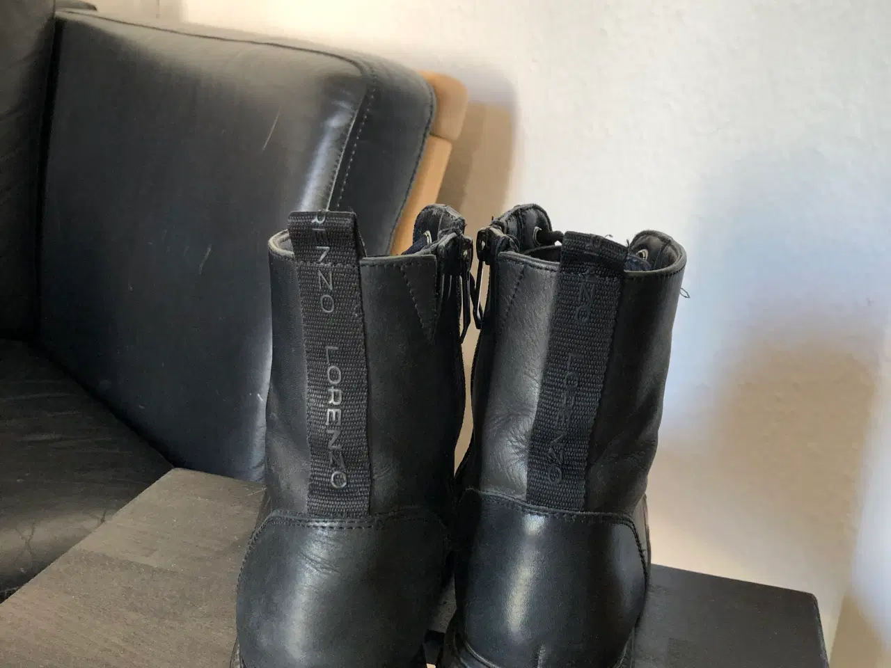 Billede 2 - Sorte læderstøvler 