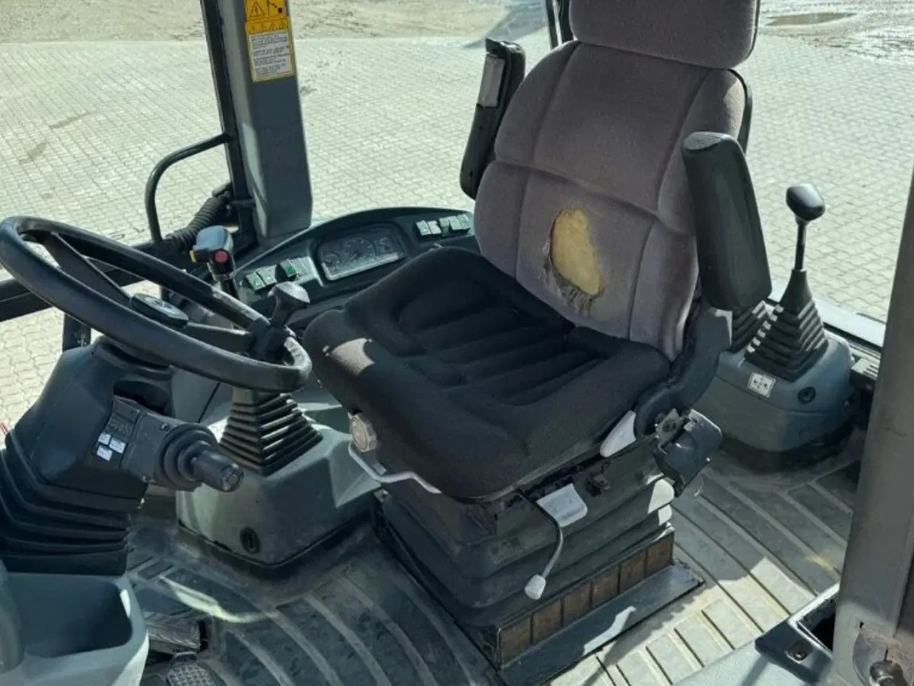 Billede 5 - New Holland LB 115 B 4PS