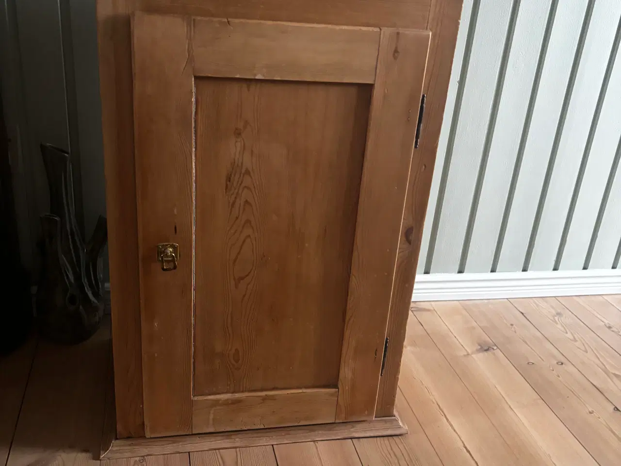 Billede 2 - Tobaksskab  over 100 år