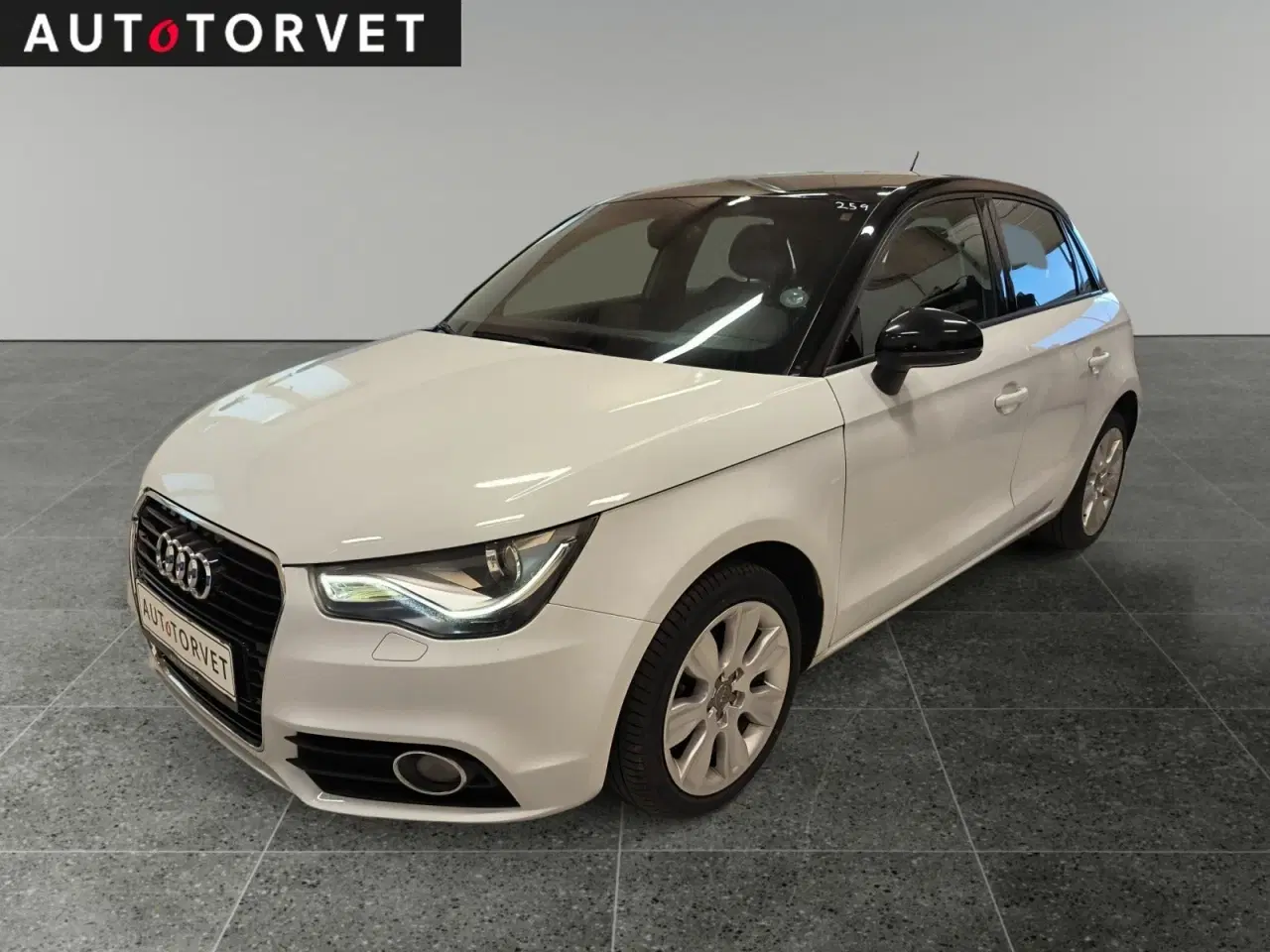 Billede 1 - Audi A1 1,6 TDi 105 Attraction Sportback