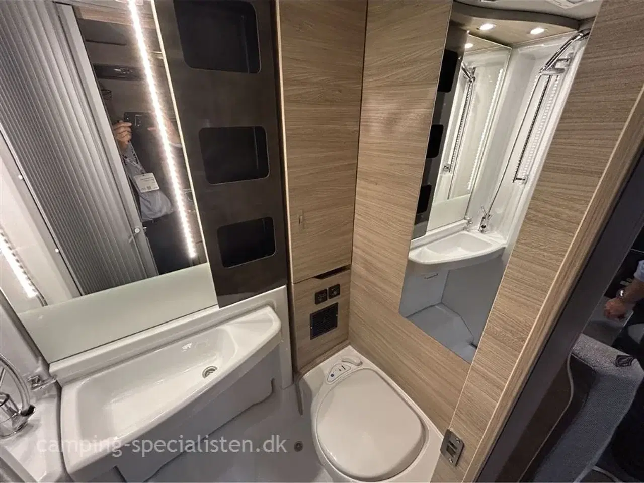 Billede 6 - 2026 - Knaus Van Ti Plus 650 MEG "VW" Platinum Selection   Knaus Van TI 650 MEG VW Platinum Selection 2026 kan snart ses hos Camping-Specialisten