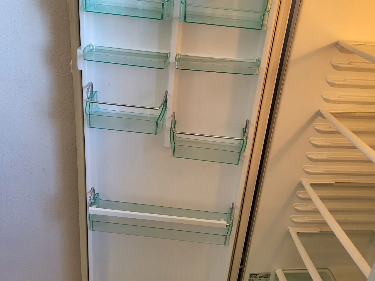 Billede 3 - Køleskab  Gorenje  214L
