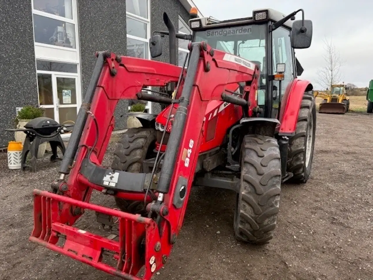 Billede 4 - Massey Ferguson 5450 Dyna-4 MED FULDHYDRAULISK FRONTLÆSSER