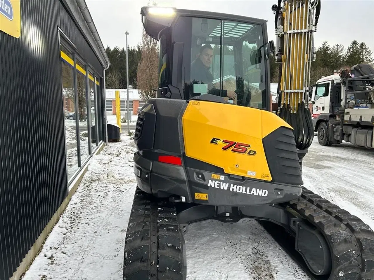 Billede 6 - New Holland E75D