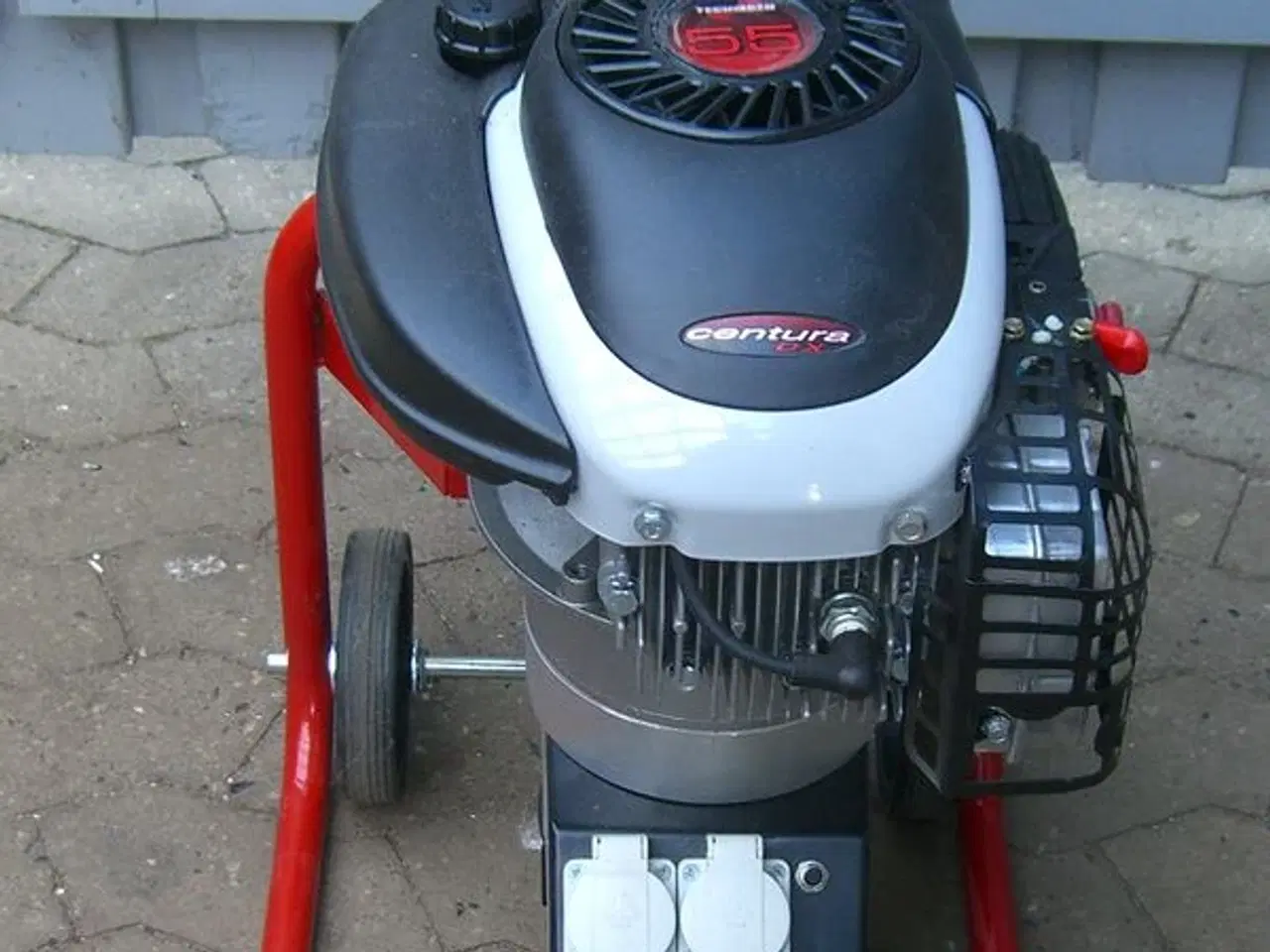 Billede 2 - Generator til nødstrøm