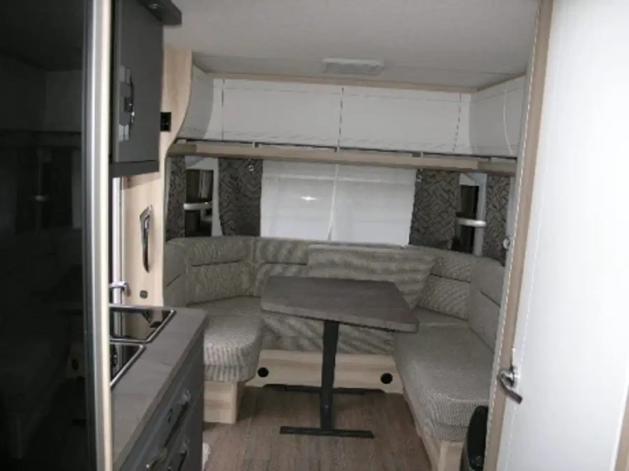 Billede 10 - Hobby De Luxe 495 UL