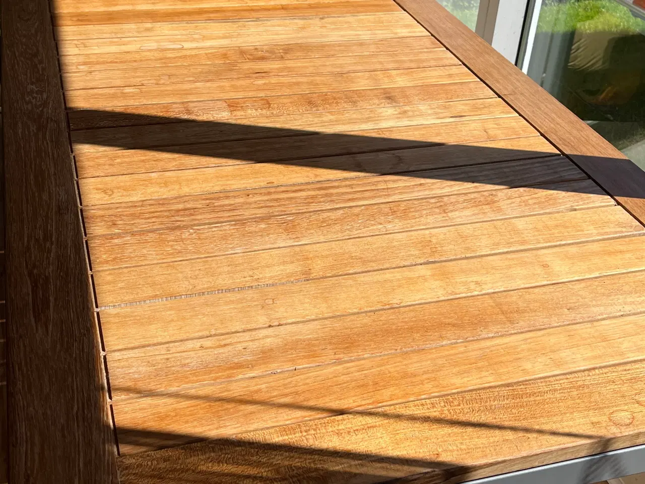 Billede 2 - Havebord teak