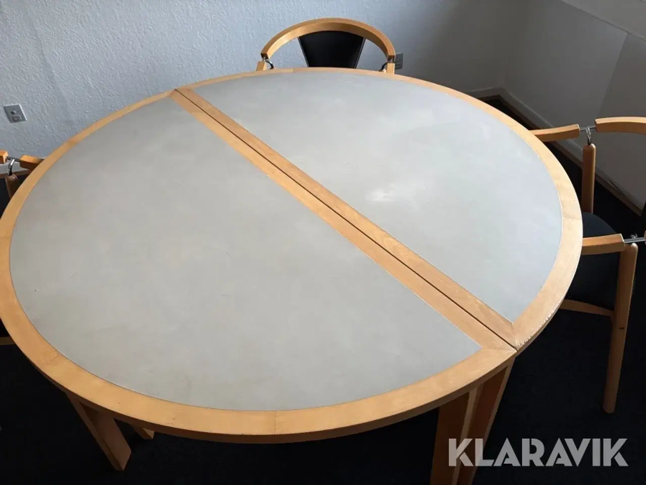 Billede 4 - Stort lot med kontormøbler