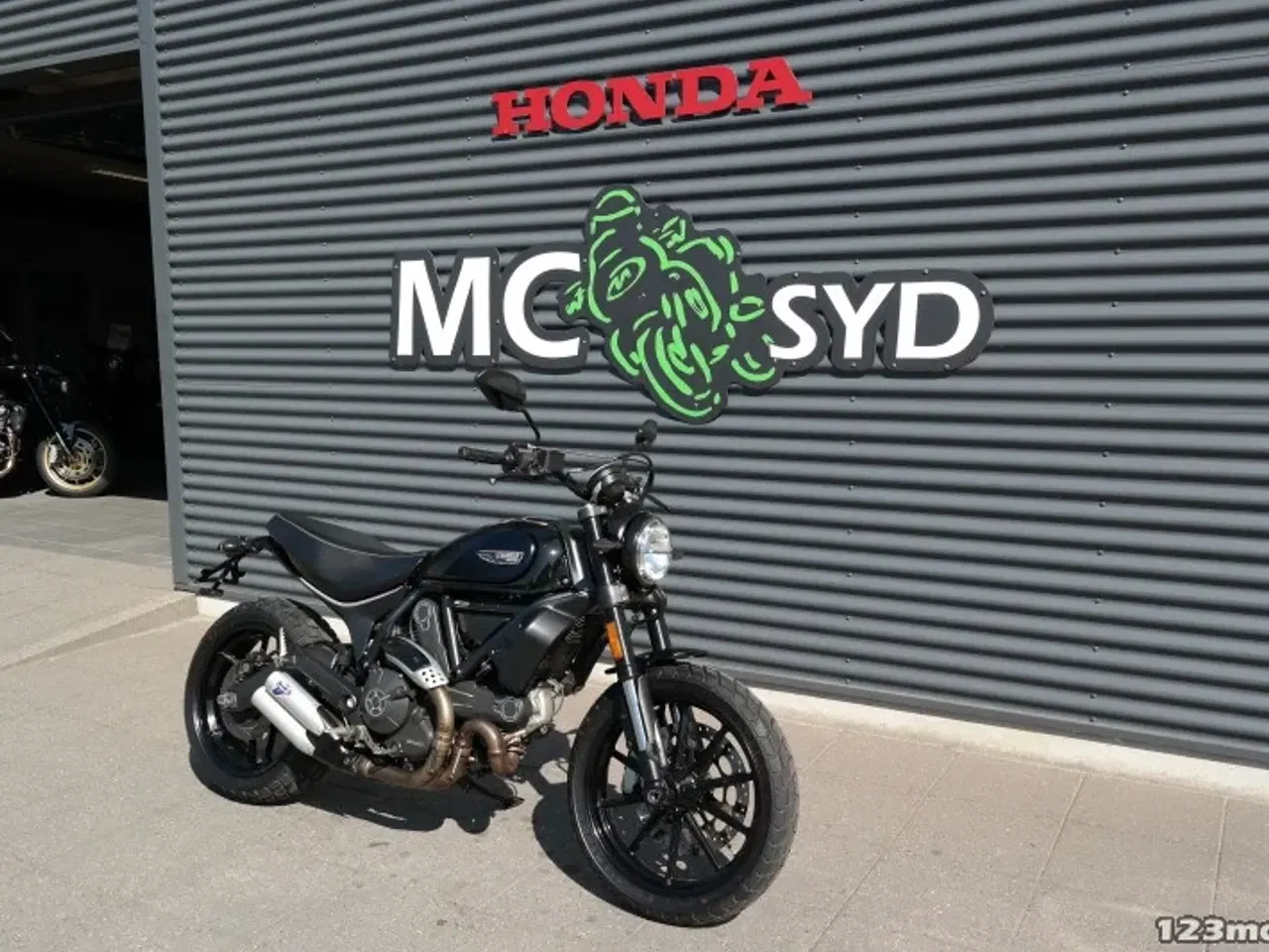 Billede 2 - Ducati Scrambler Full Throttle MC-SYD BYTTER GERNE
