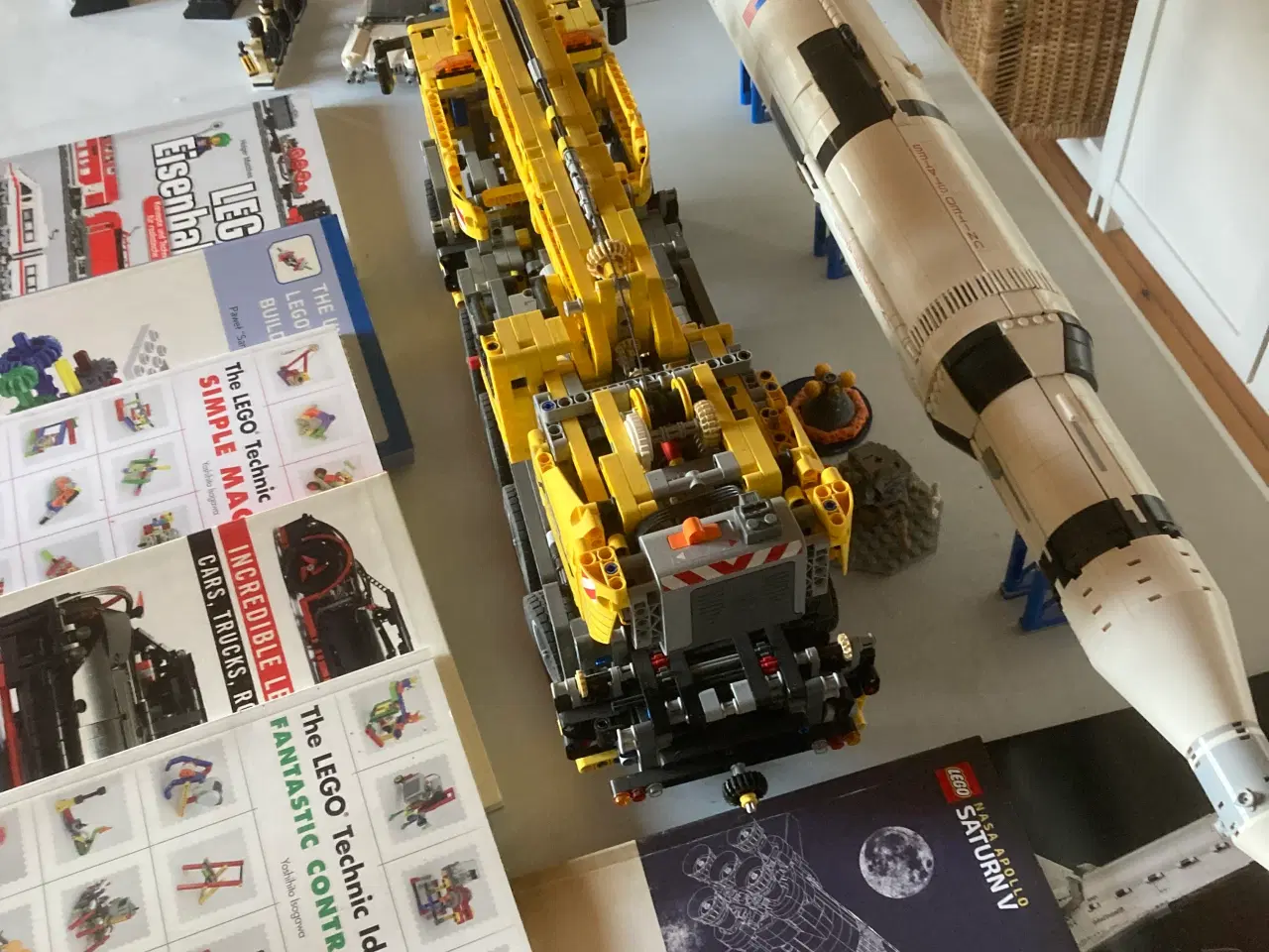 Billede 6 - Lego færdigbygget brugt kun til pynt