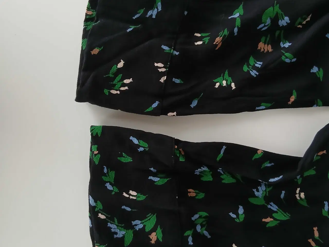 Billede 7 - Slå-om kjole. Ganni. Large/40