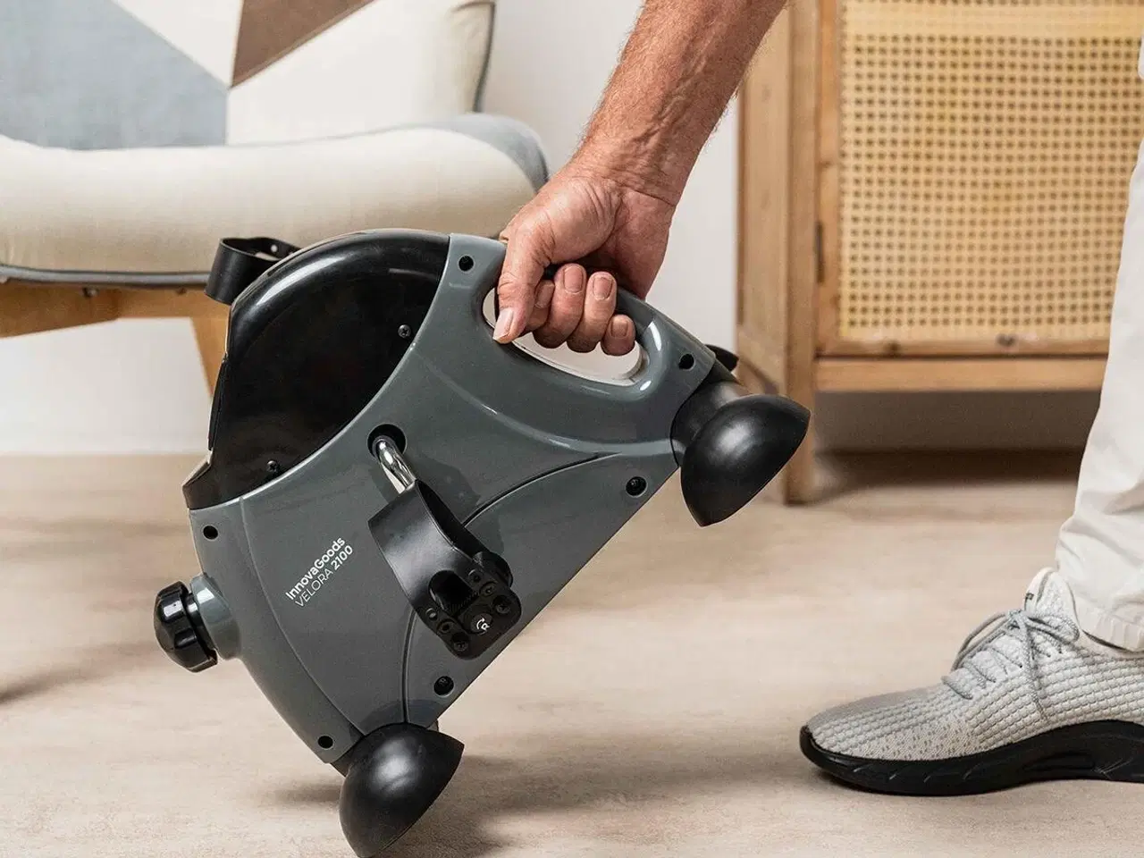 Billede 8 - Motionscykel med pedaler til arme og ben - Velora 2100 med måtte