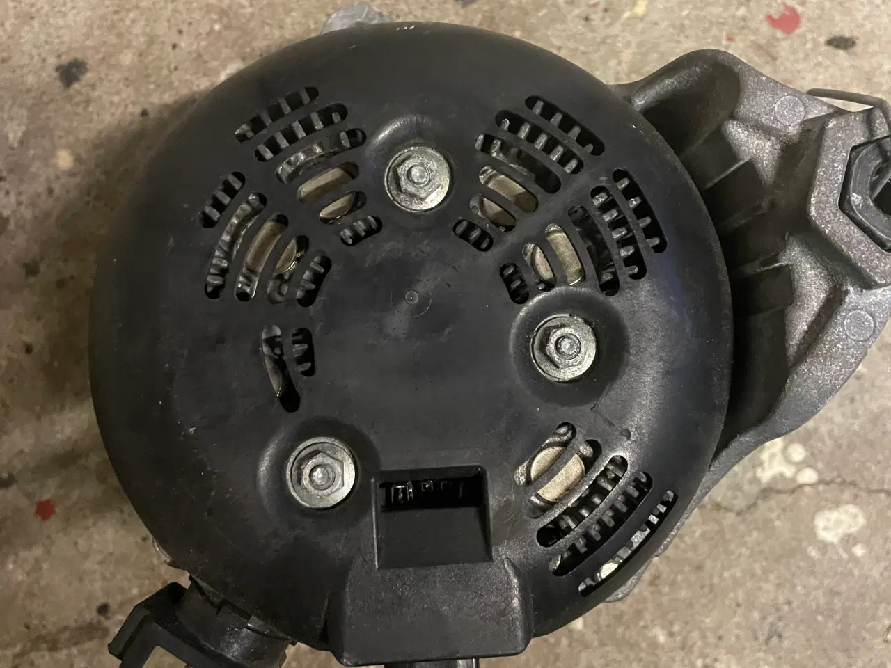 Billede 3 - BMW generator til F10/F11