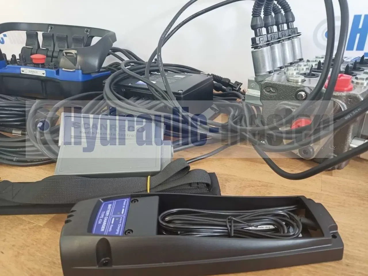 Billede 2 - Hydraulikventil 4 funktioner Walvoil DPX 100 Handy