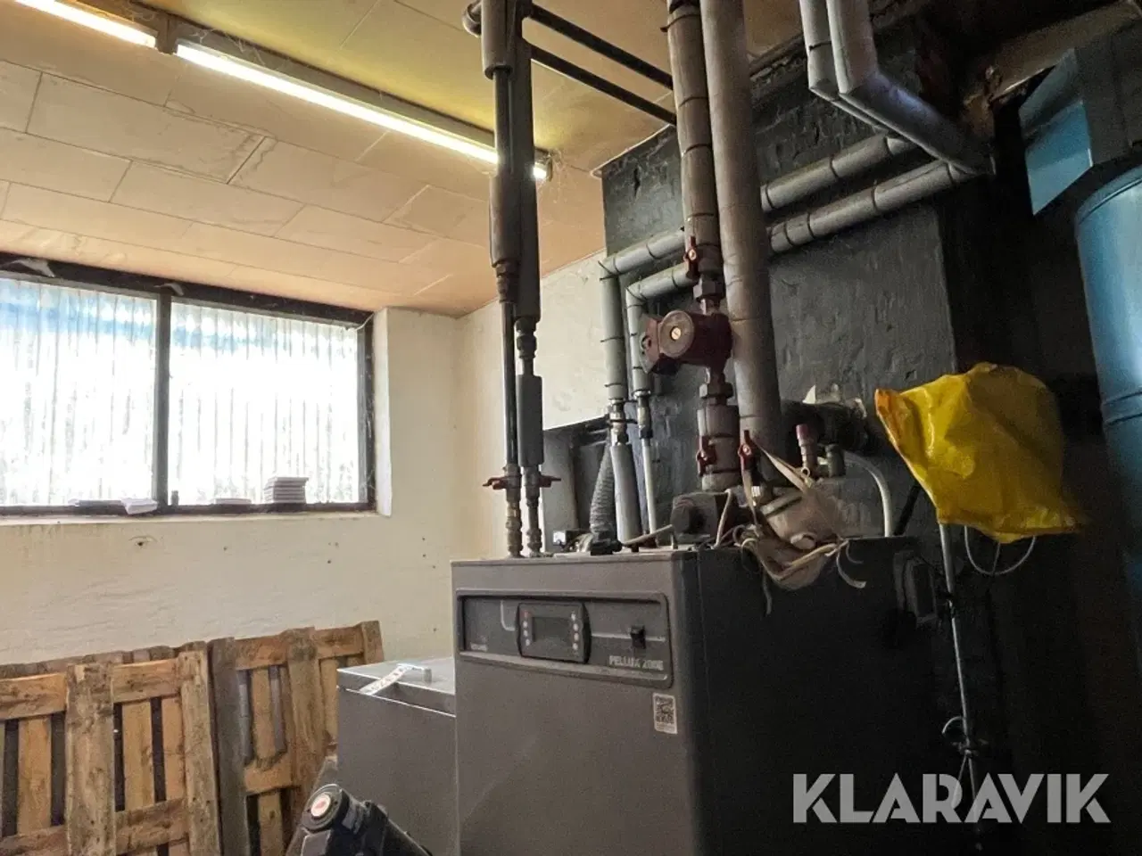 Billede 2 - Pillefyr Vølund Pellux 200E med 300 Liter magasin