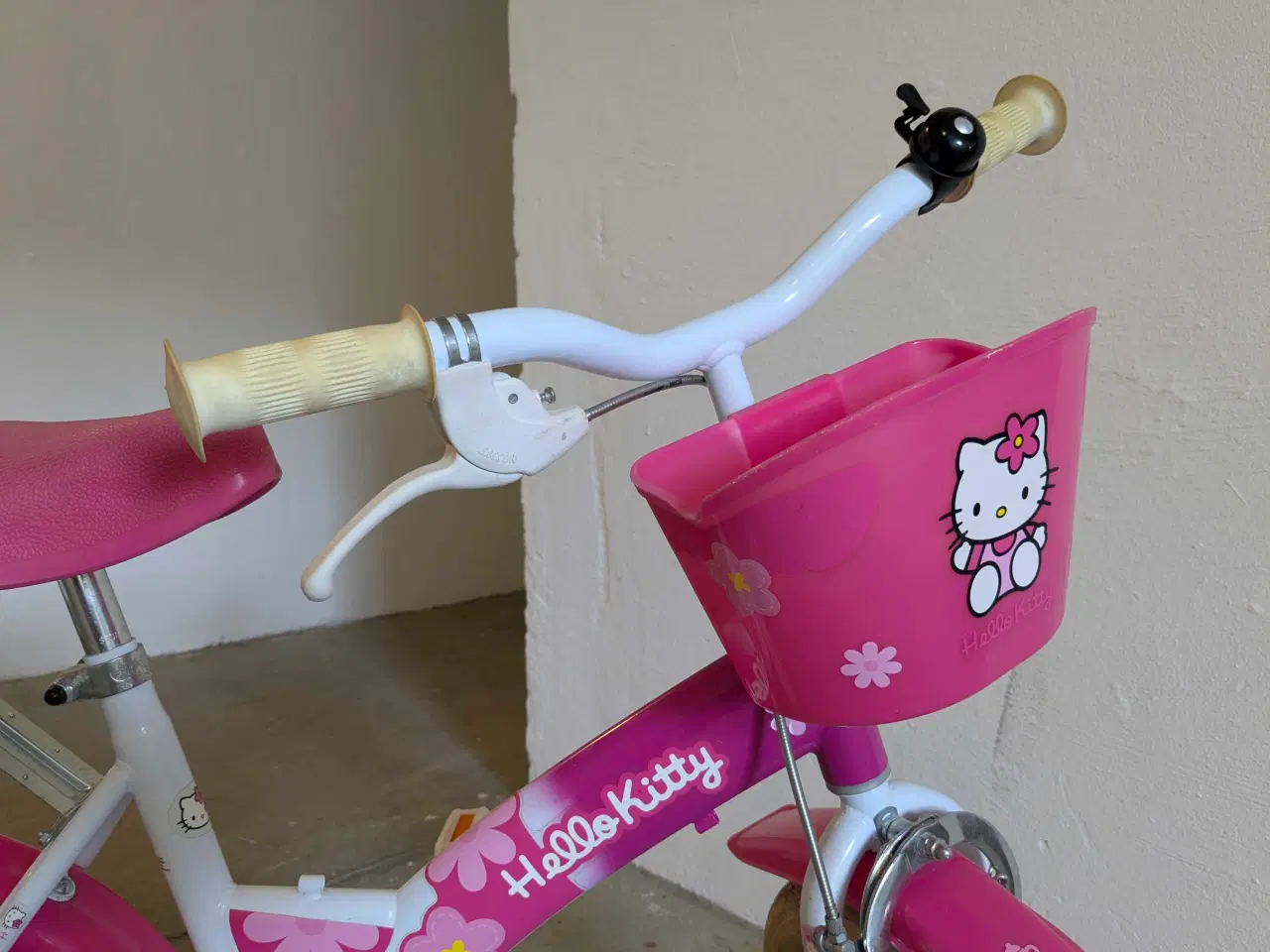 Billede 8 - Hello Kitty cykel med støttehjul