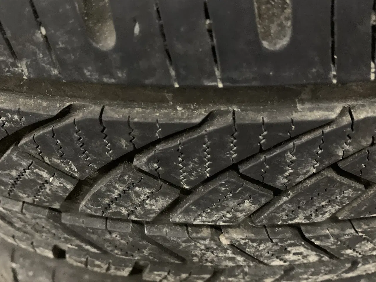 Billede 2 - Helårshjul til Renault