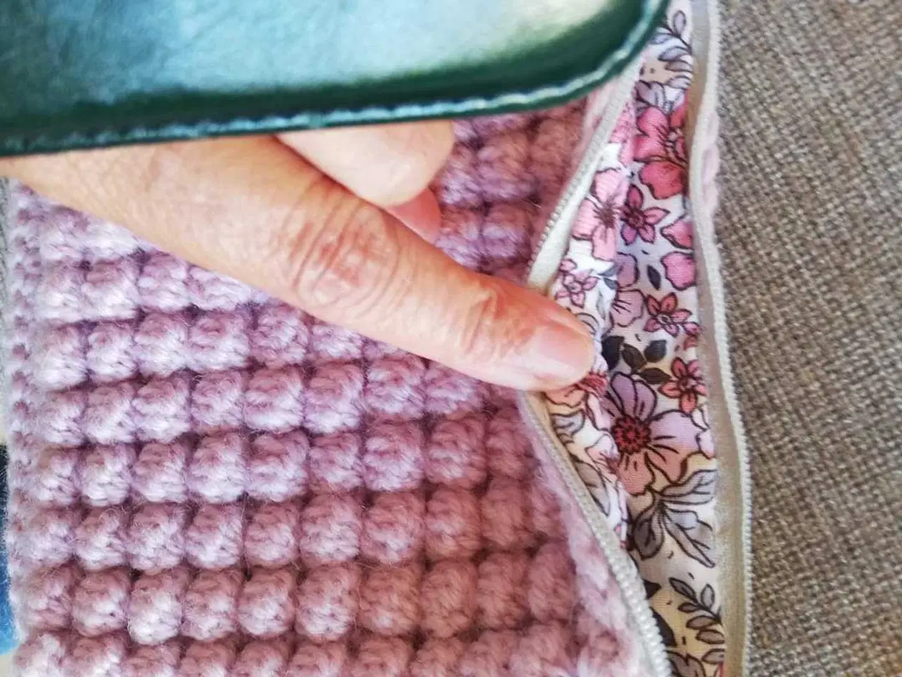 Billede 2 - Hæklet clutch 