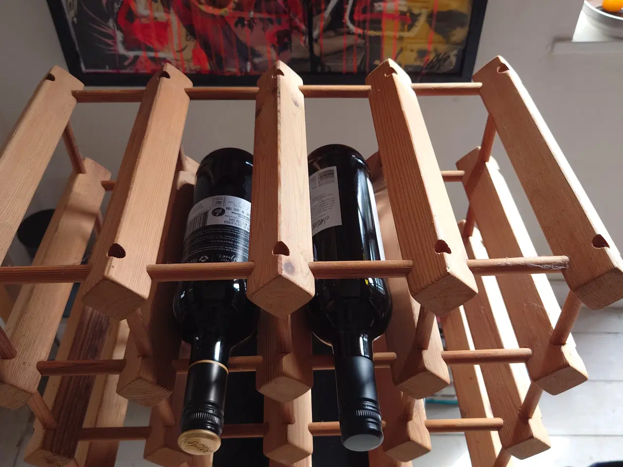 Billede 2 - Retro vinreol med plads til 12/16 vinflasker 